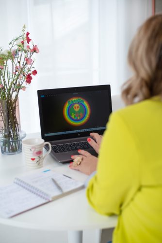 Online kurzus